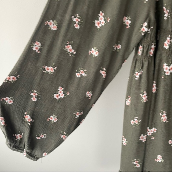 Lovely Melody Off Shoulder Floral Smocked Long Sleeve Green Mini Dress - Picture 5 of 11